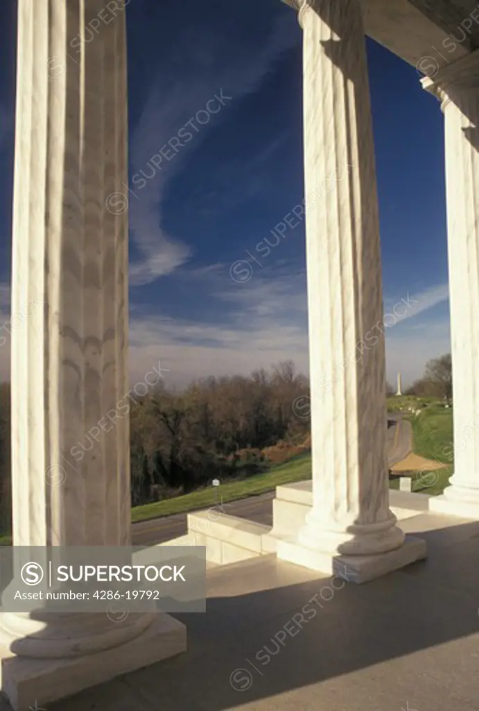 columns, Vicksburg National Military Park, Mississippi, Vicksburg, MS, Illinois Memorial at Vicksburg Nat'l Military Park in Mississippi.