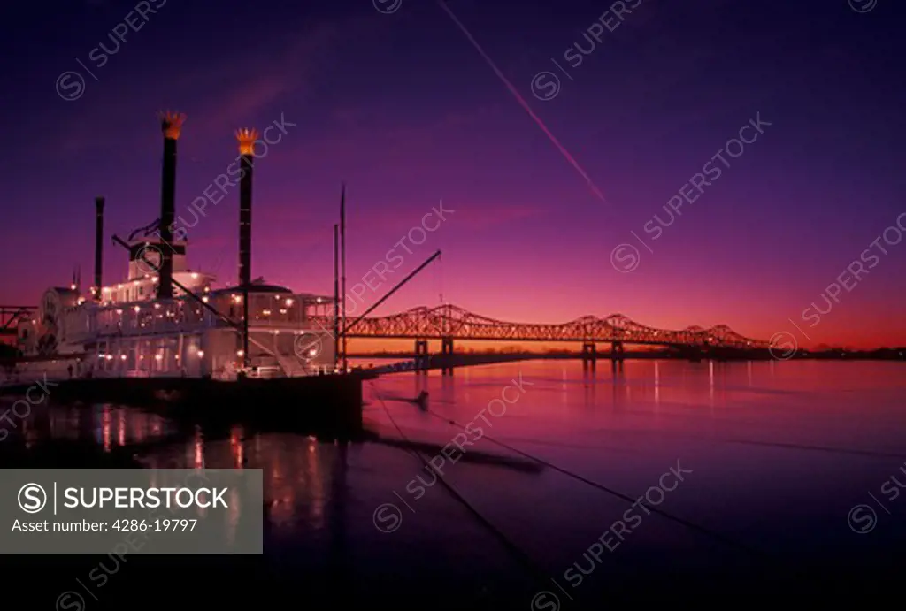 casino, riverboat, sunset, Natchez, Mississippi River, MS, Mississippi, Lady Luck Natchez Riverboat Casino on the Mississippi River at sunset in Natchez. 