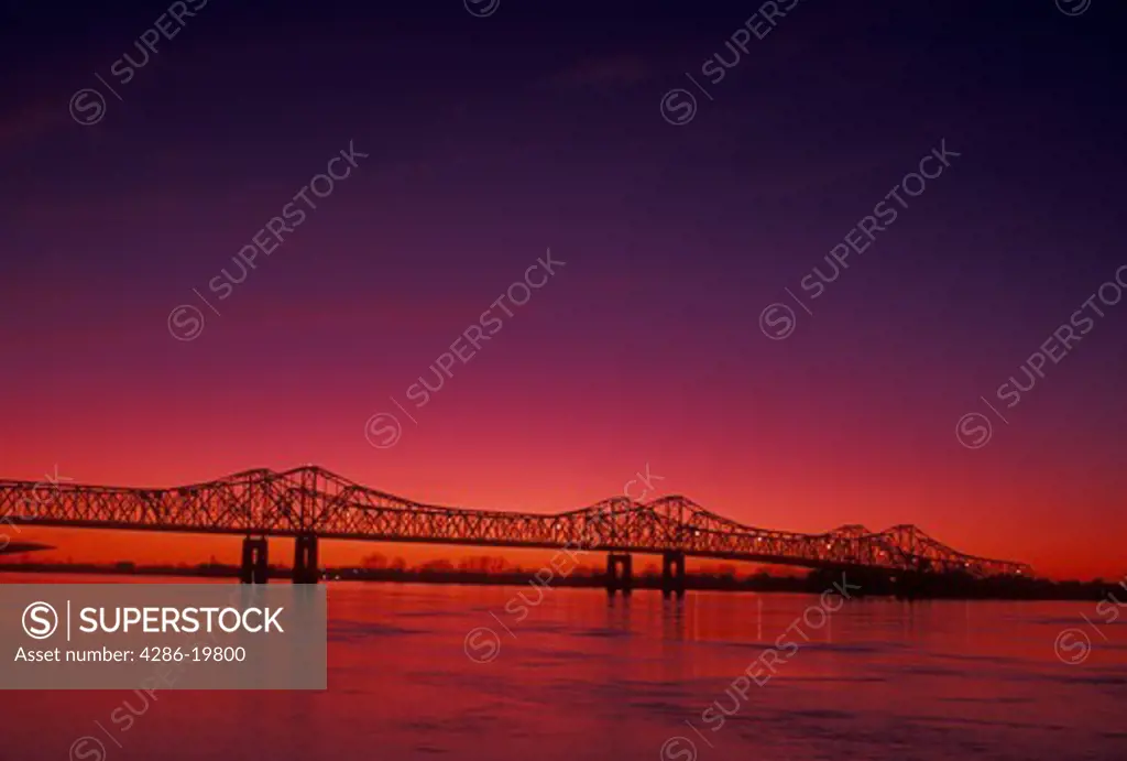 Mississippi River, bridge, Natchez, MS, Mississippi, Scenic view of a bridge spanning the Mississippi River at sunset in Natchez. 