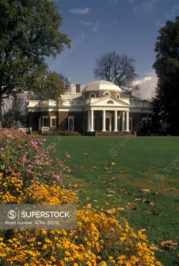 Monticello, Charlottesville, VA, estate, Virginia, Monticello, home of Thomas Jefferson, in Charlottesville in the fall. 