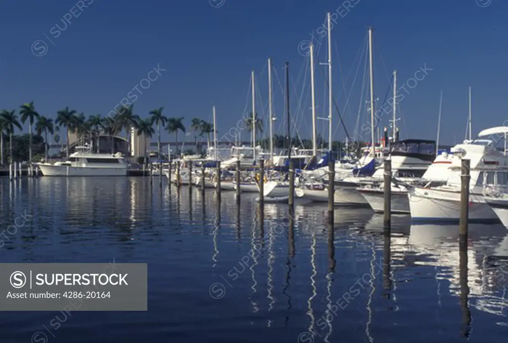 marina, Fort Myers, FL, Gulf of Mexico, Florida, Boats docked at a marina at City Yacht Basin in Fort Myers.