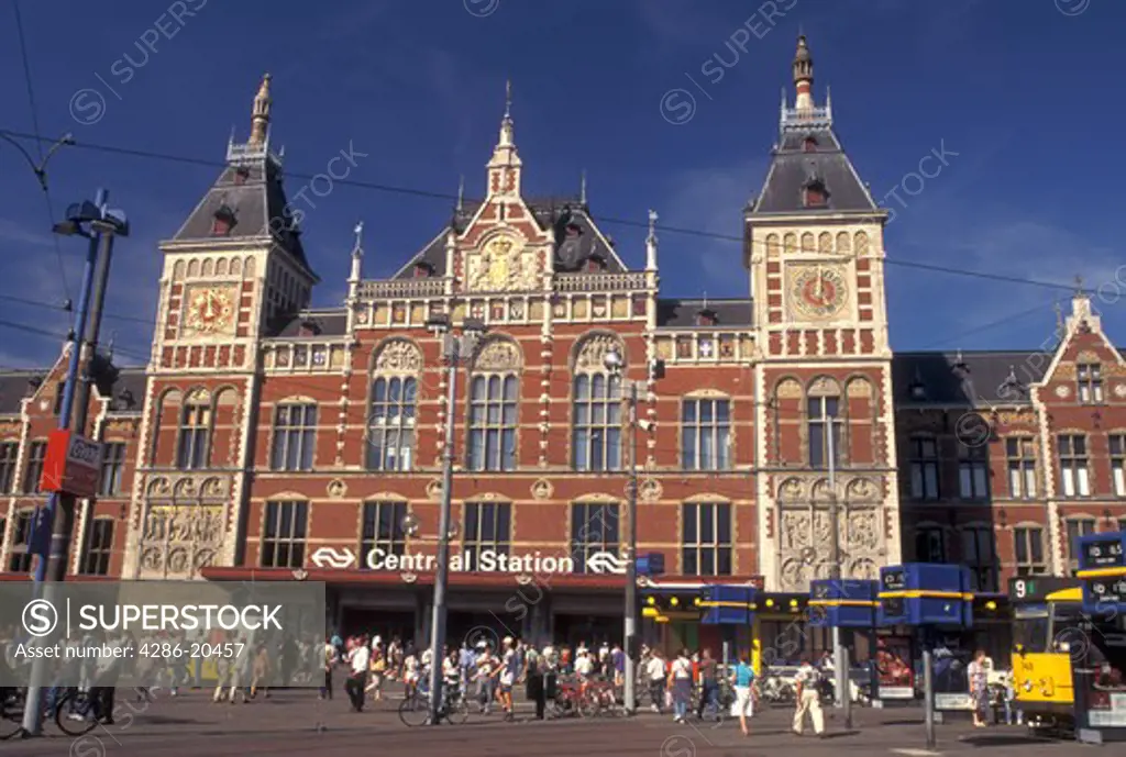 Centraal Station, Amsterdam, Holland, Netherlands, Noord-Holland, Europe, Central Station (CS) in the city of Amsterdam.