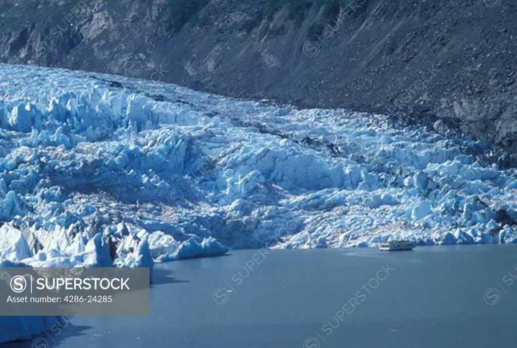 USA, Alaska, Southcentral Alaska, Portage Glacier, Portage Lake near Whittier, Alaska