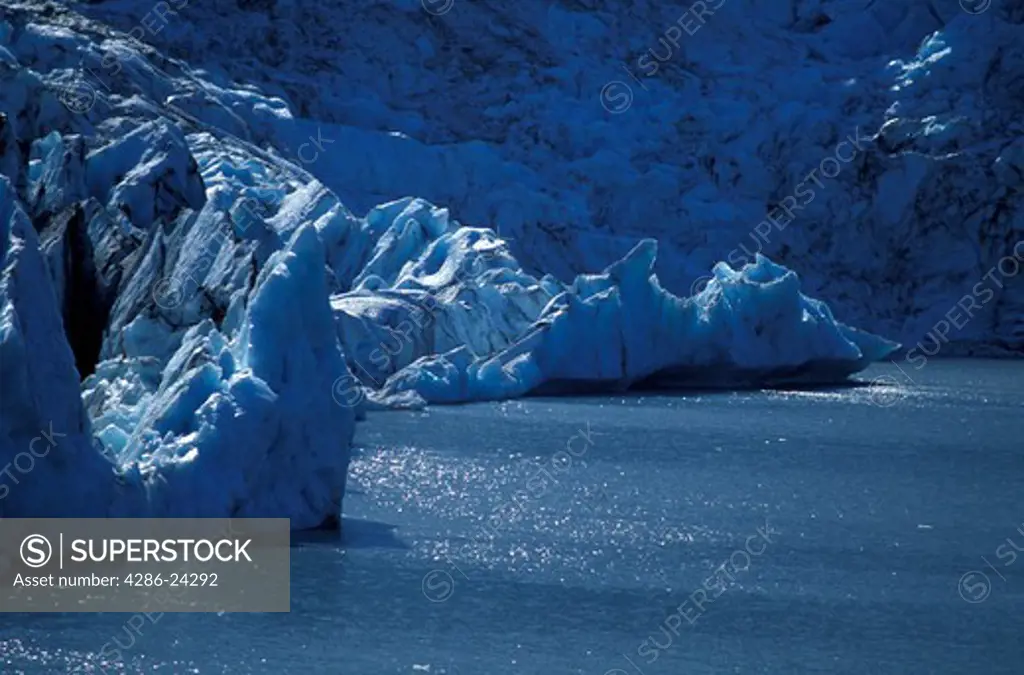 USA, Alaska, Southcentral Alasks, Portage Glacier, Portage Lake near Whittier, Alaska
