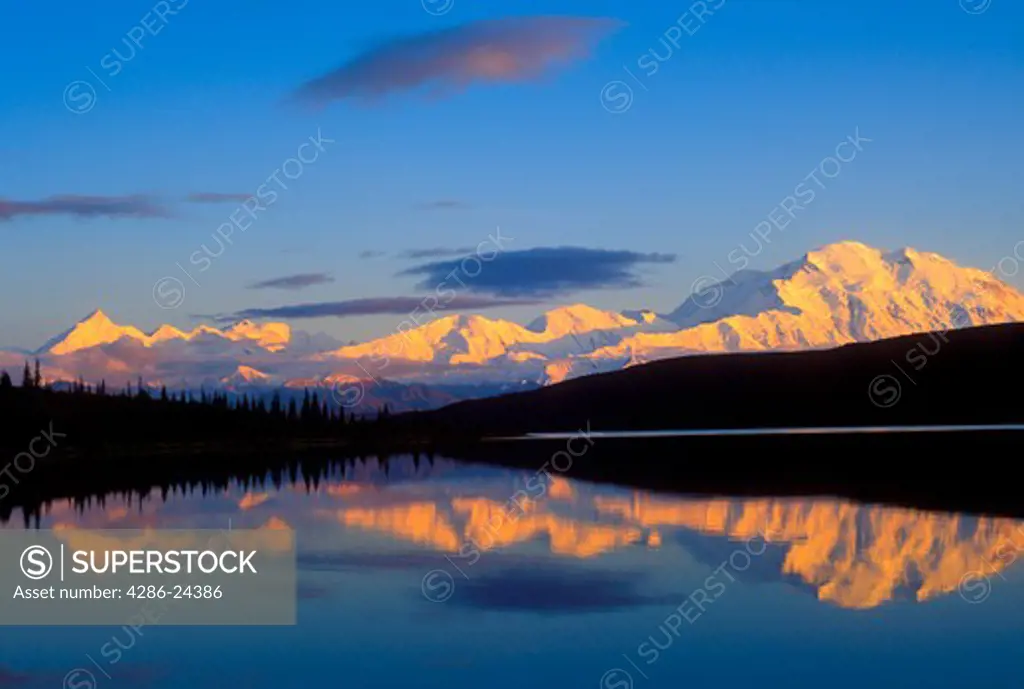 USA, Alaska, Denali National Park,  Park Road, Denali, Mt. McKinley, wtih mountain reflecting in Wonder Lake