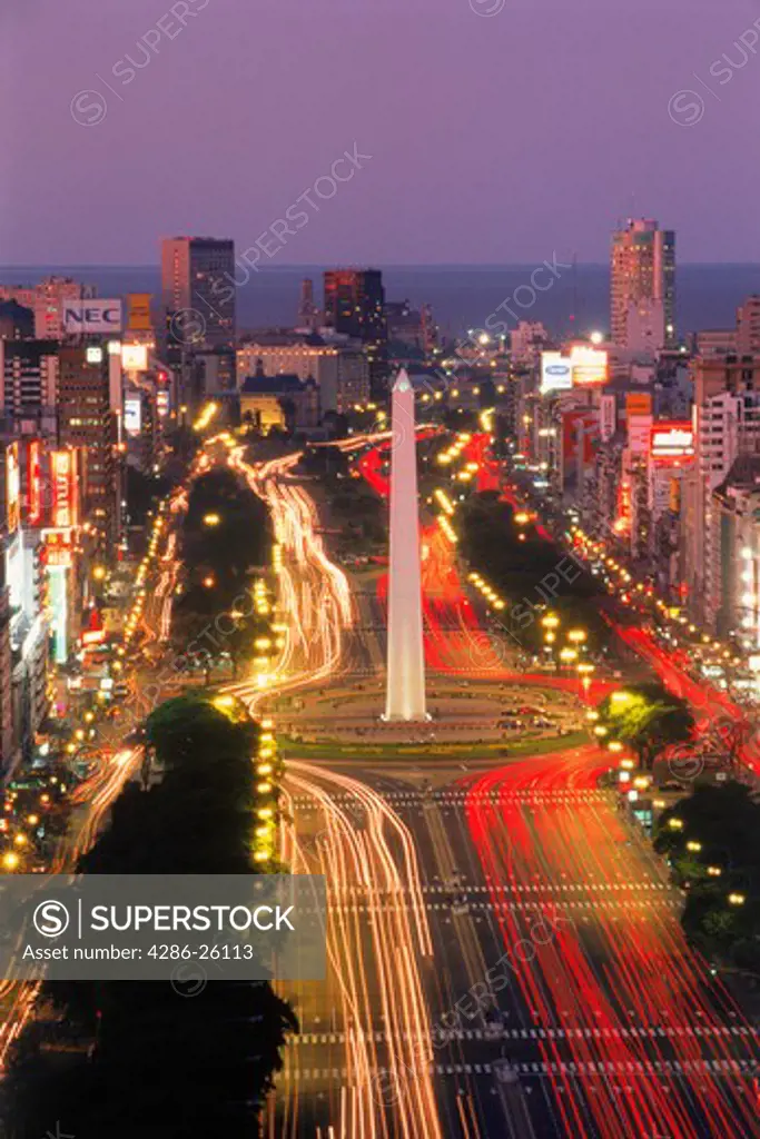 Avenida 9 de Julio and Obelisko in Buenos Aires