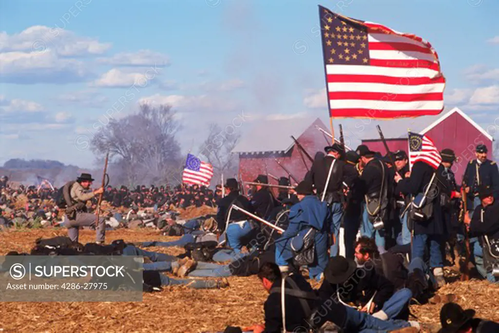 Reinactment of Civil War battle between Union Army and Confederate Army at Franklin, Tenneessee USA