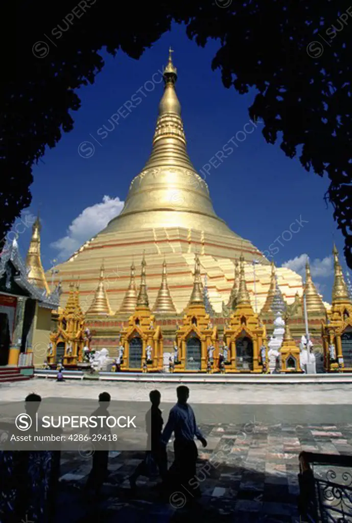 Schwedagon Pagoda, Rangood, Burma 