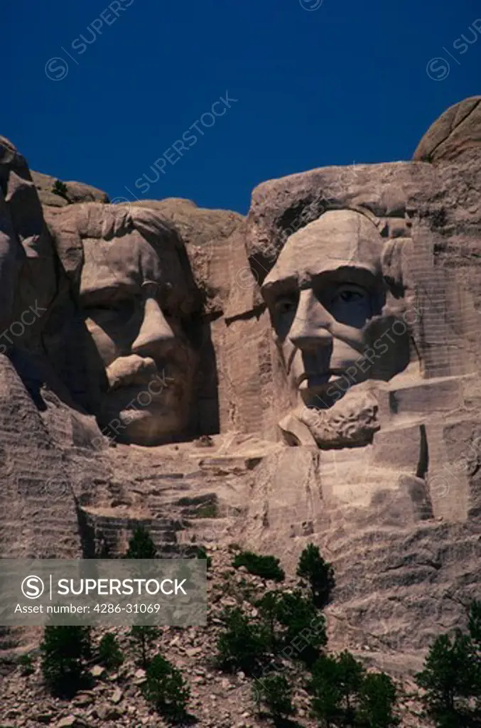 Mt. Rushmore, SD, Roosevelt and Lincoln