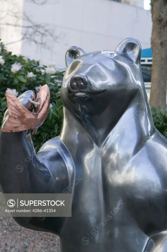 Kromode Bear Statue, Vancouver BC Canada