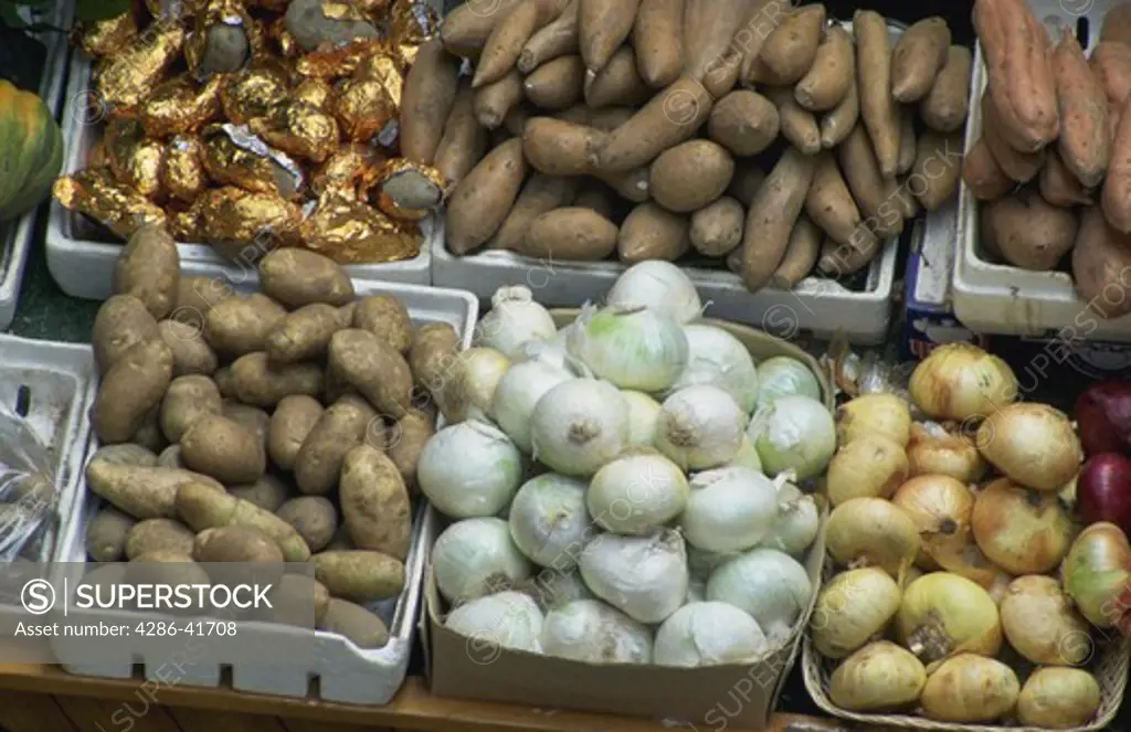 vegetables in baskets at produce market