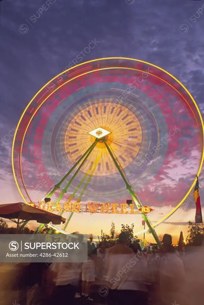ferris wheel rotation motion dusk California State Fair Sacramento