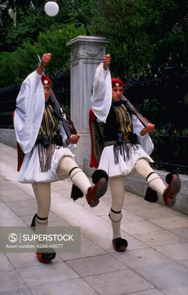 GREEK MILITARY GUARDS IN AUTHENIC UNIFORMS