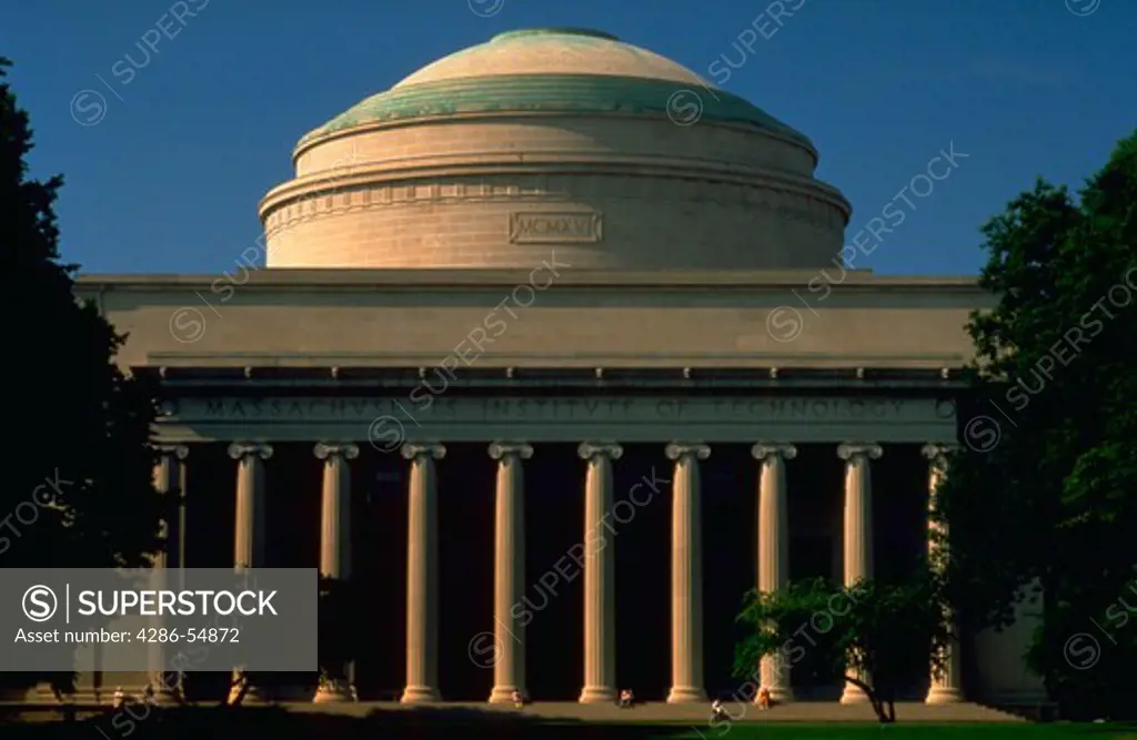 Dome and columns of the Maclaurin building at the Massachusetts Institute of Technology (MIT), Cambridge, Massachusetts.