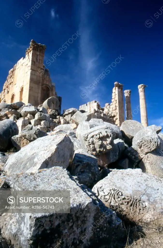 Jordan. The Middle East. Ruins of The Temple of Zeus in the ancient city of Jerash.