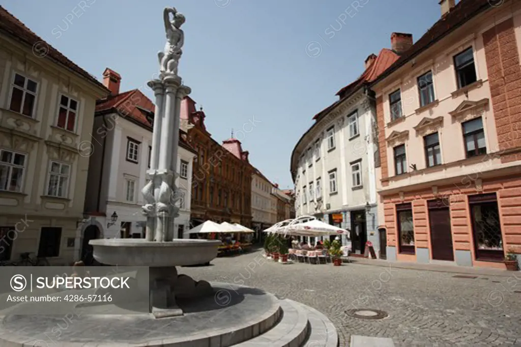 Slovenia. Ljubljana Old Town. Hercules Fountain and buildings. Stari and Gornji trg Squares