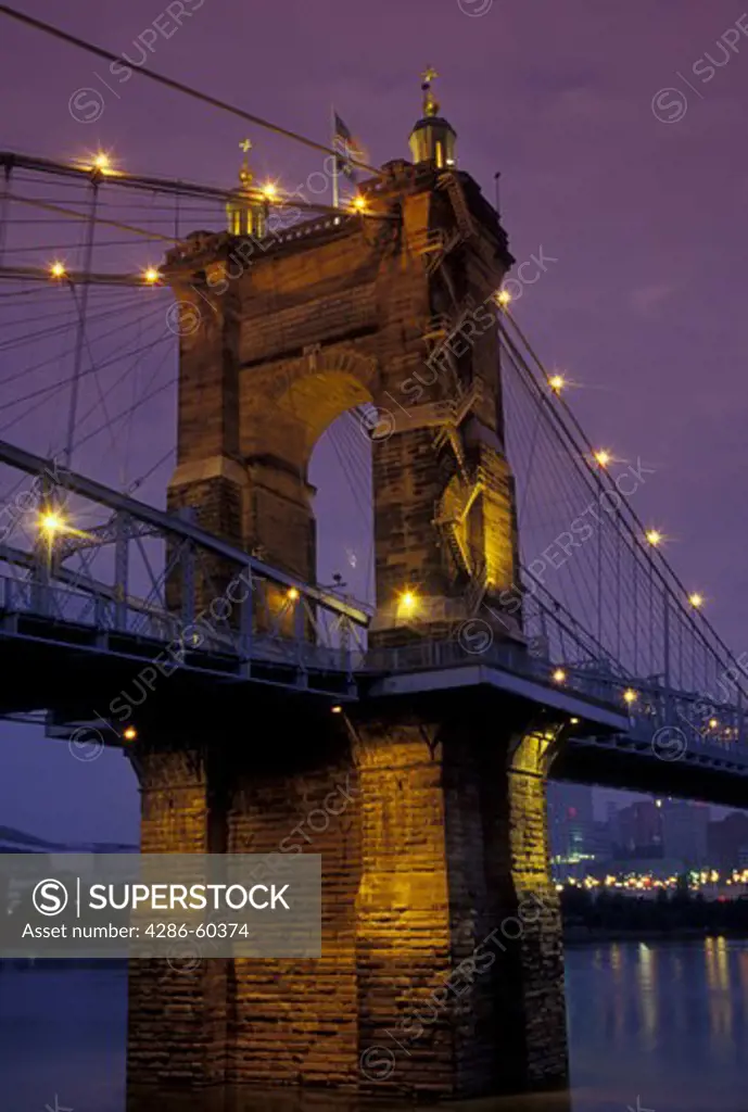 Cincinnati, OH, Ohio, John A. Roebling Bridge, Ohio River, evening