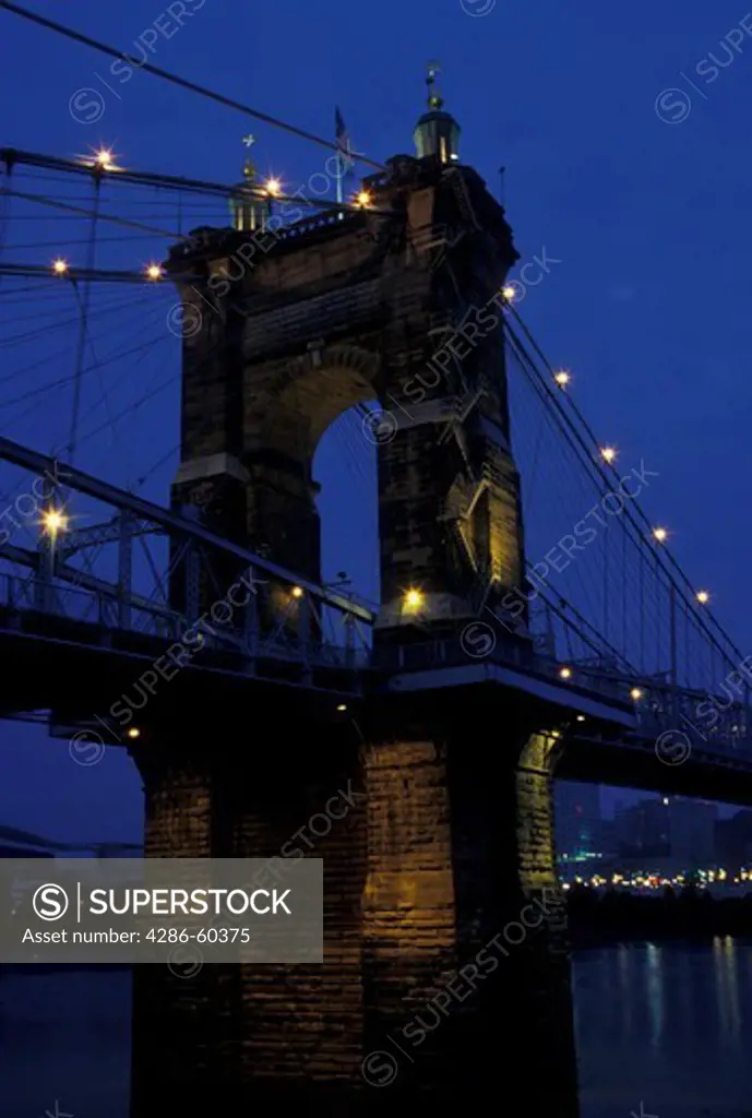 Ohio, Cincinnati, OH, John A. Roebling Bridge, Ohio River, evening