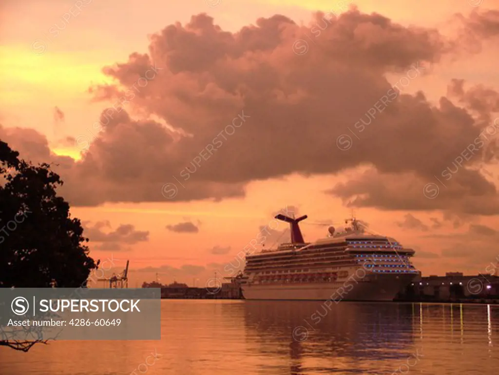 Miami, FL, Florida, Biscayne Bay, Port of Miami, Dodge Island, cruise ship, sunset