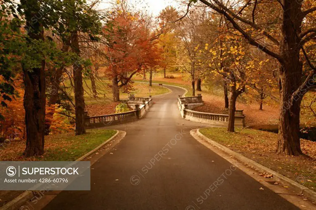 Hyde Park/Poughkeepsie, NY, New York, Vanderbilt Mansion National Historic Site, white bridge over Elbow Creek
