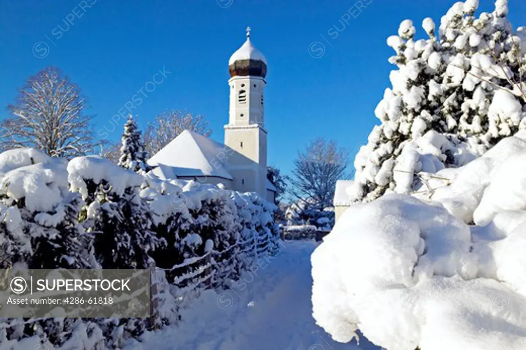 Ilkahoehe Nikolaus Kirche im Winter, Ilkahight church of St Nicholas in wintertime