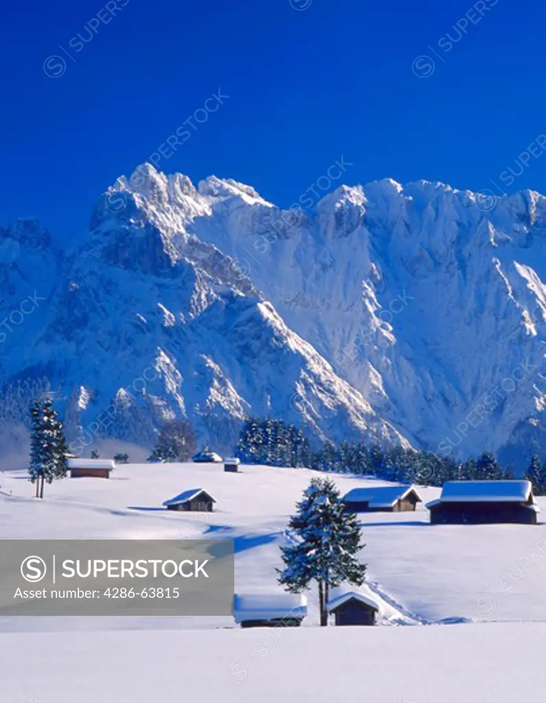 Oberbayern,  Winterlandschaft bei Mittenwald