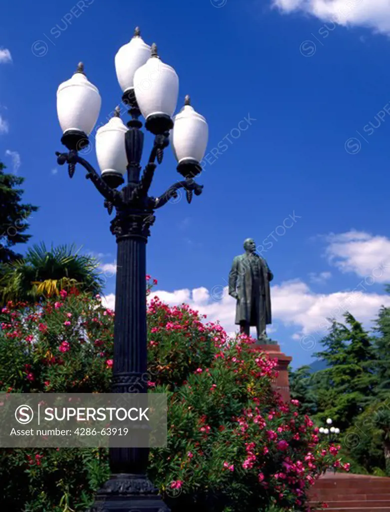 Ukraine,  Krim,  Stadtpark in Jalta