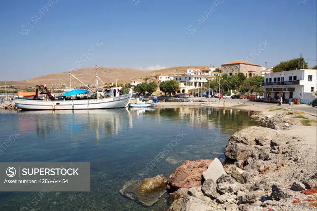 Greece, island Lesbos harbour of Sigri
