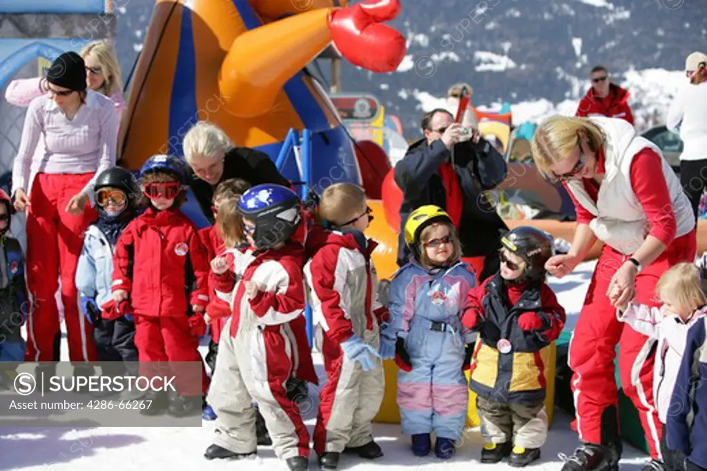 Children ski school