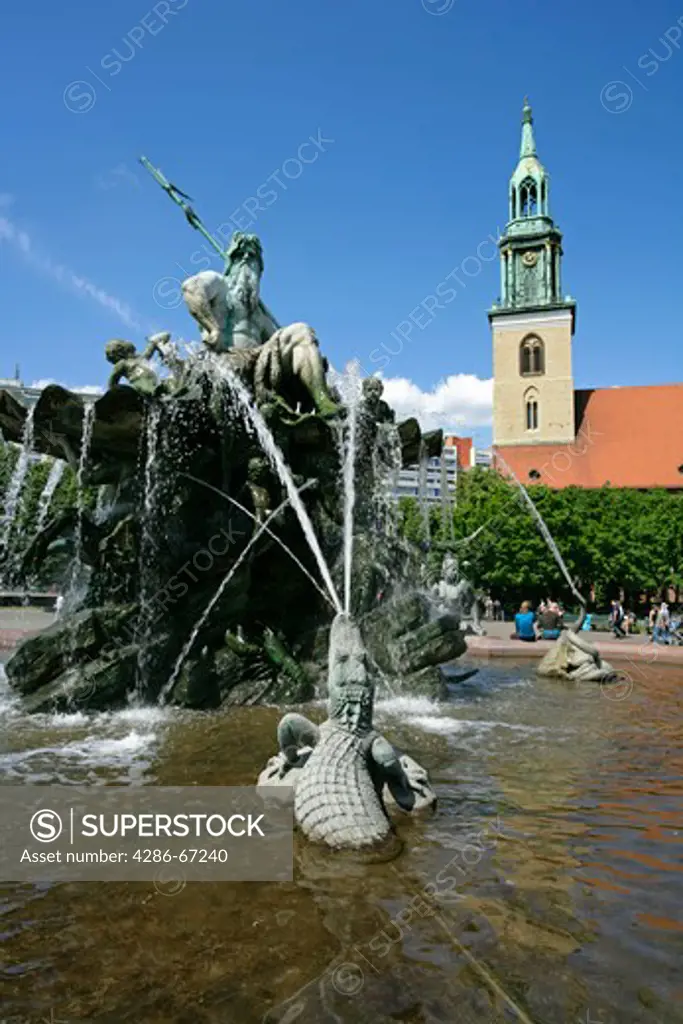 Germany, Berlin, Alexander's place, Neptune's well