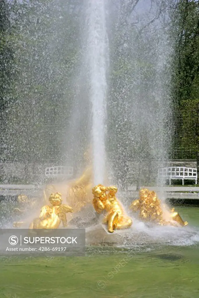 Germany, Bavary, Fountain at Linderhof Castle