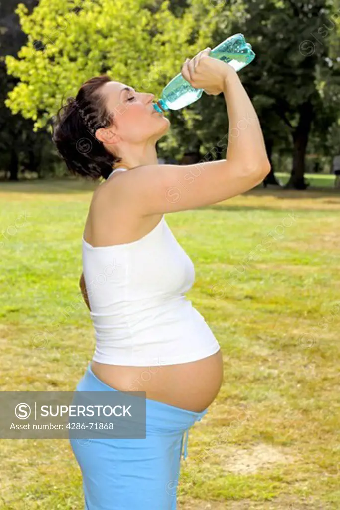 Pregnancy woman,trinking