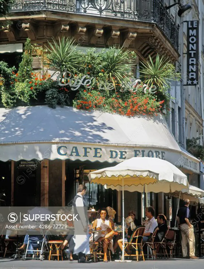 FRANCE PARIS. SAINT GERMAIN. CAFE DE FLORE.