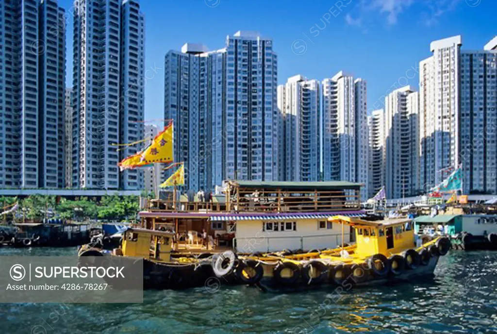 ASIA CHINA HONG KONG. ABERDDEN HARBOUR. BOATS AND HIGHRISES.