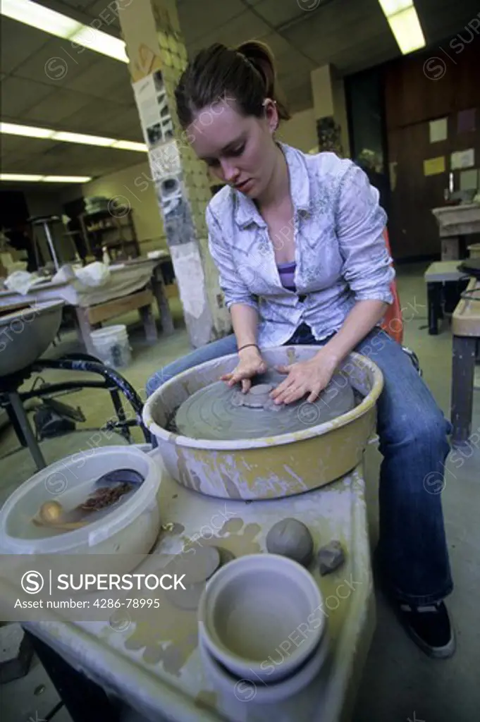Jessette Meyers, College Ceramics, Earlham College, Richmond, IN