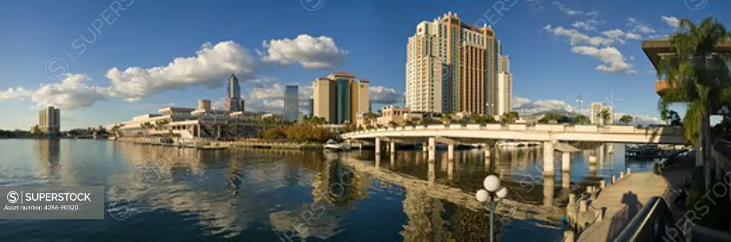 Tampa Convention Center, Florida, hotels and skyline viewed from Harbour Island