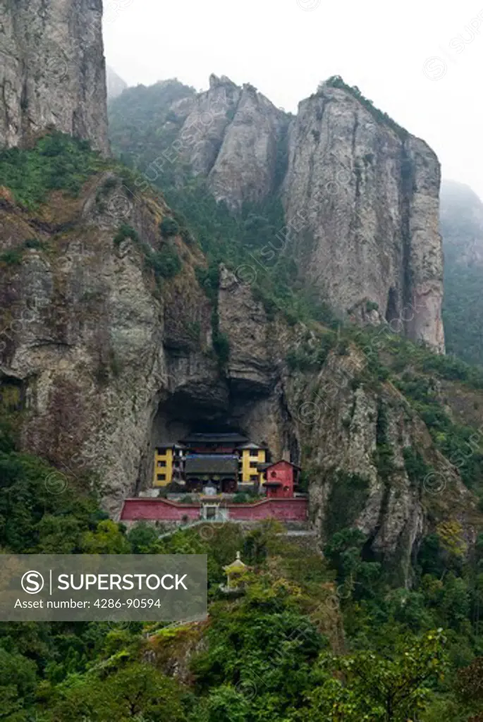 Taoist temple built in mountain side cave, Yangdang Mountains, Wenzhou, Zheijiang Province, China