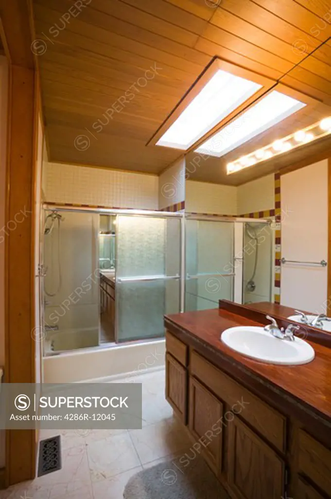 Bathroom Interior, PR-0605