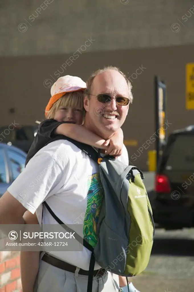 Man and His Daughter Piggy Backing, MR-0601 MR-0603