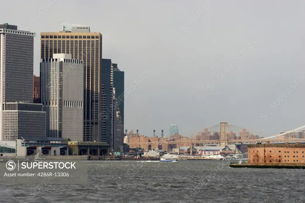 New York Harbor, East River and Brooklyn Bridge