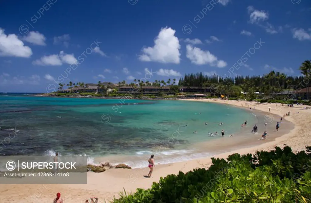 Popular Napili Bay beach in West Maui, Hawaii