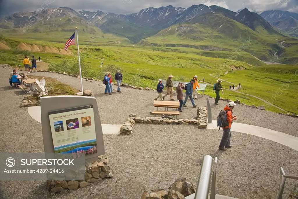 Denali National Park interpretive Ranger speaks to visitors before a nature hike outdoors at the new 2008 Eielson visitor center in Denali National Pa...