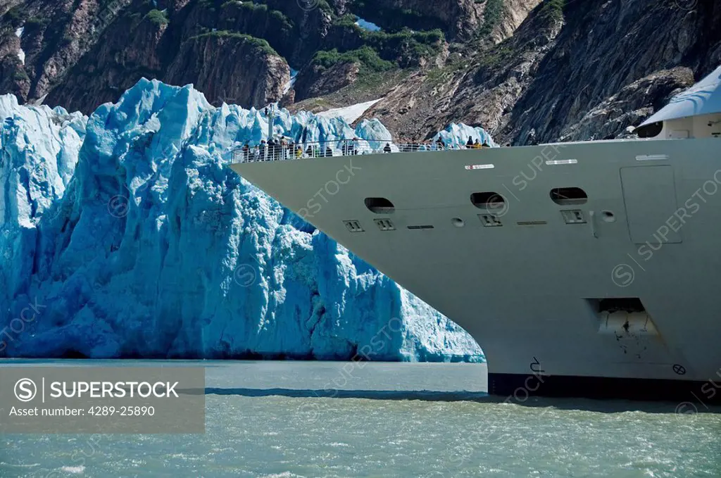 Royal Carribean cruise ship *Serenade of the Seas* in Endicott Arm near Dawes Glacier, Tracy Arm_ Fords Terror National Wilderness, Southeast Alaska/n