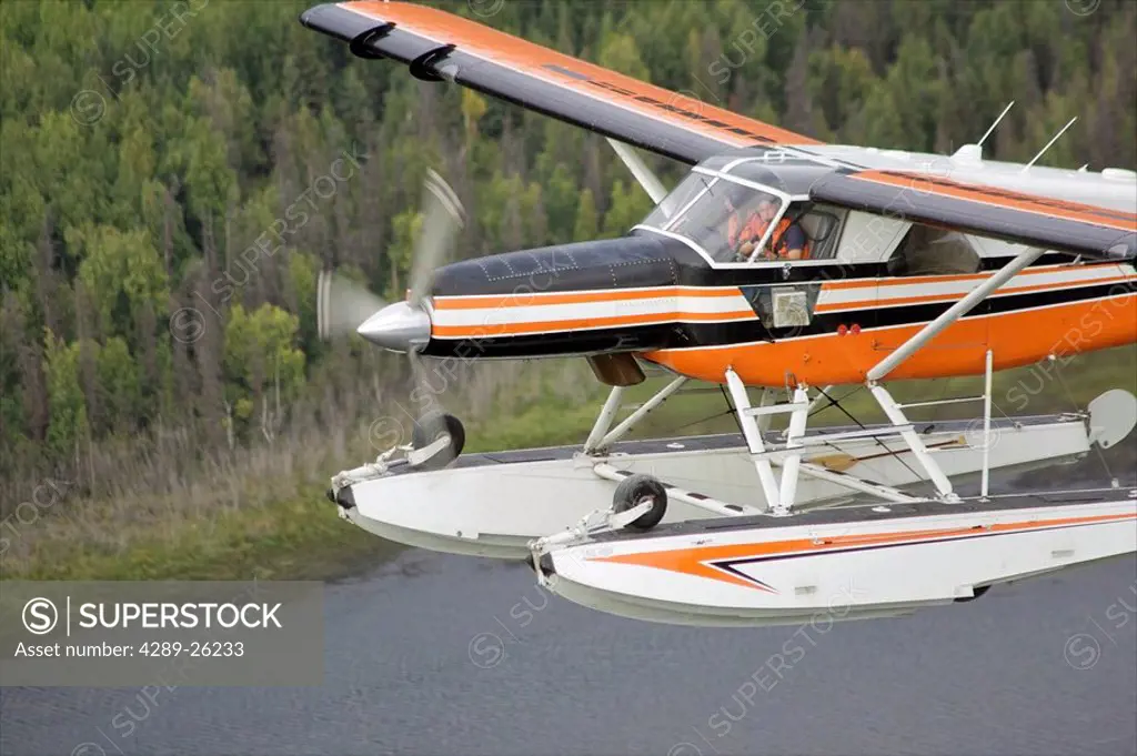 Turbo Beaver flightseeing near the Knik River during Summer in Southcentral Alaska