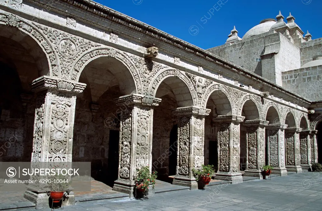 Cloisters, Iglesia de la Compania, Plaza de Armas, Arequipa, Peru