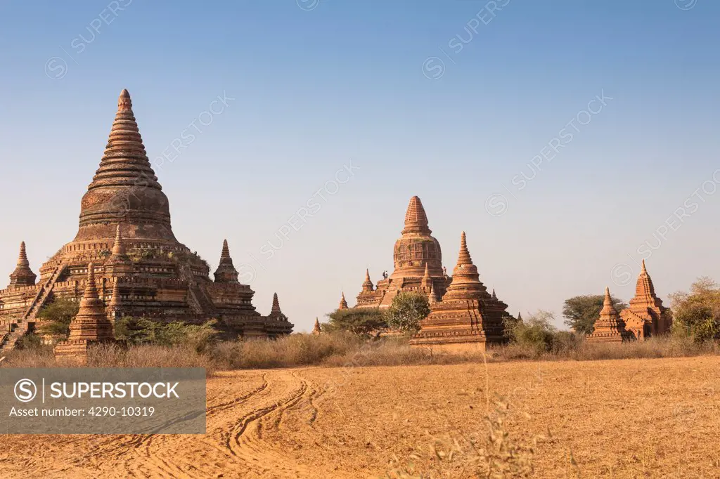 Buledi Temple, in the centre at the back, Bagan, Myanmar, (Burma)