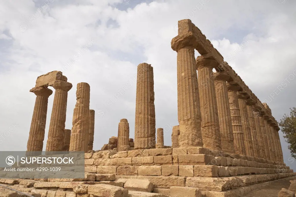 Temple of Hera, also known as Temple of Juno Lacinia, Valley Of The Temples, Valle dei Templi, Agrigento, Sicily, Italy