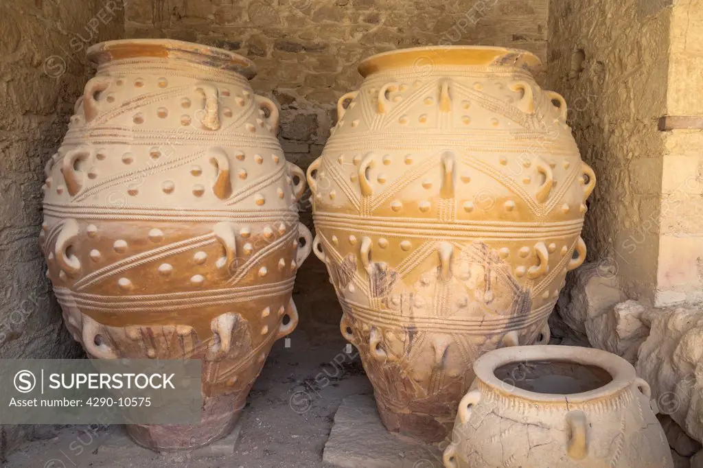 Large storage jars Pithoi in the storeroom, Knossos Palace, Knossos, Crete, Greece