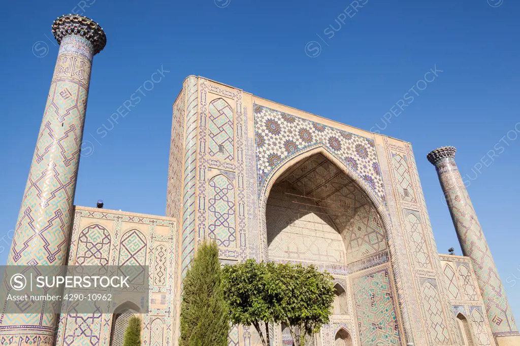 Ulugh Beg Madrasah, also known as Ulugbek Madrasah, Registan Square, Samarkand, Uzbekistan