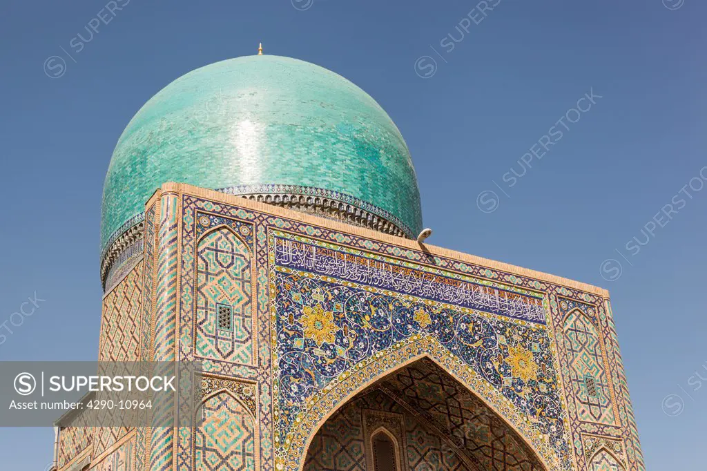 Tilla Kari Madrasah, also known as Tillya Kari Madrasah, Registan Square, Samarkand, Uzbekistan